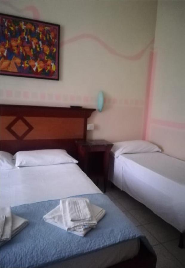 Hotel Maida Фоллоніка Екстер'єр фото
