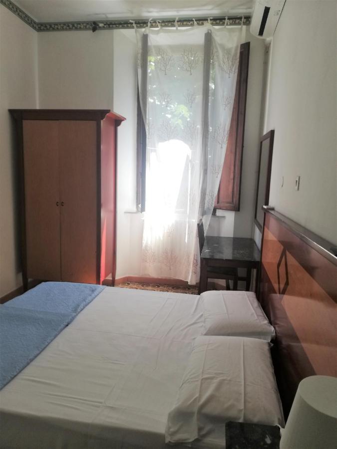 Hotel Maida Фоллоніка Екстер'єр фото