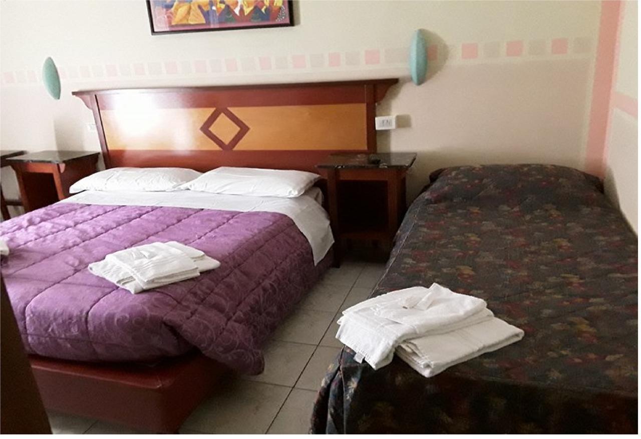 Hotel Maida Фоллоніка Екстер'єр фото