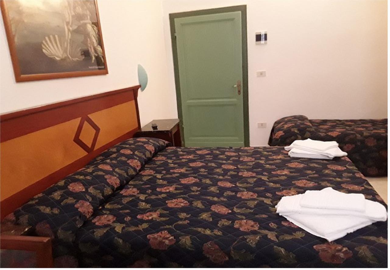 Hotel Maida Фоллоніка Екстер'єр фото